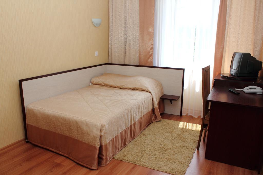 Nadzeya Hotel Gomel Quarto foto